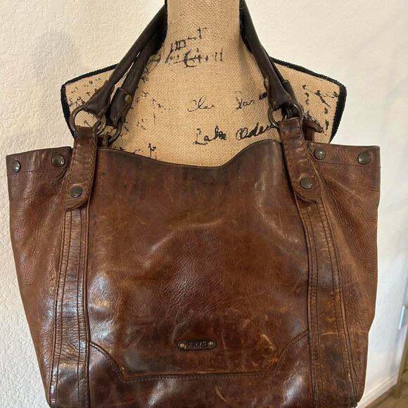 FRYE Melissa Brown leather large shoulder bag with a boho touch - Picture 6 of 16
